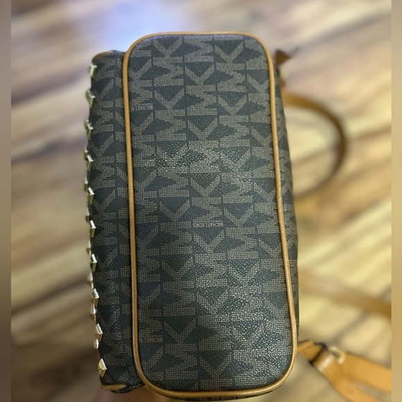 MICHAEL KORS Brown Monogram Backpack - Picture 8 of 8